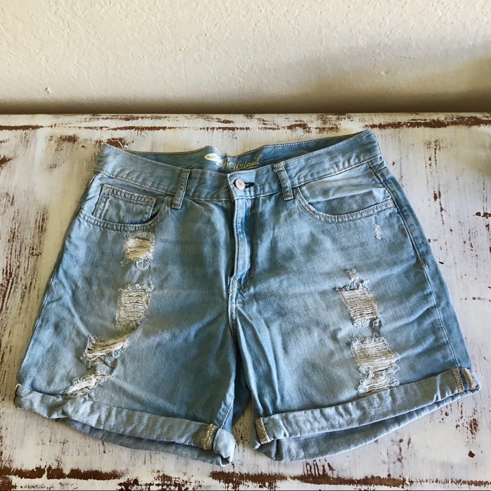 Old Navy Boyfriend distressed denim shorts